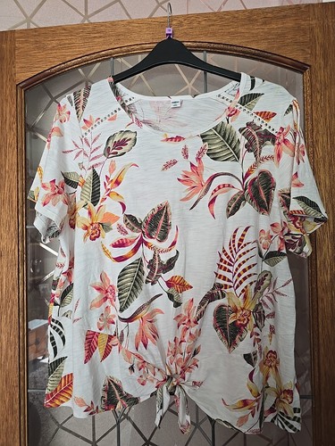 Old navy beautiful white and - navy,